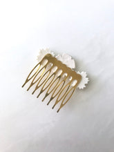 Load image into Gallery viewer, Porcelain Daisy Hair Comb