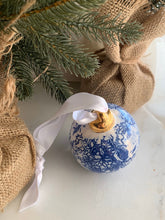 Load image into Gallery viewer, Blue Floral Print Ceramic Ornament