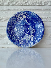 Load image into Gallery viewer, Blue Floral Ceramic Dish Set