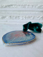 Load image into Gallery viewer, Porcelain Hydrangea Leaf Ornament Ornament