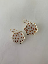 Load image into Gallery viewer, Marie Spotted Gold Earrings