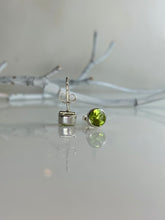 Load image into Gallery viewer, Alice Peridot Earrings