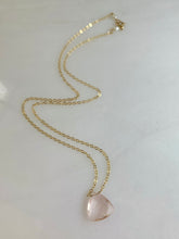 Load image into Gallery viewer, Morganite Pendant Necklace