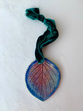 Load image into Gallery viewer, Porcelain Hydrangea Leaf Ornament Ornament