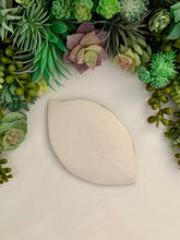 Load image into Gallery viewer, Gold Trim Pink Hydrangea Leaf Porcelain Dish