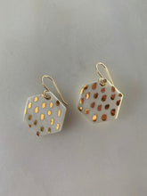 Load image into Gallery viewer, Marie Spotted Gold Earrings