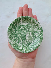 Load image into Gallery viewer, Green Floral Ceramic Dish Set