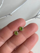 Load image into Gallery viewer, Alice Peridot Earrings