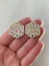Load image into Gallery viewer, Marie Spotted Gold Earrings